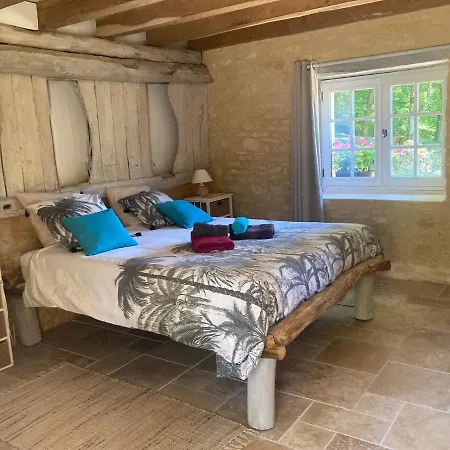 Villa Logis des 4 fées à Sainte-Nathalène Extérieur photo